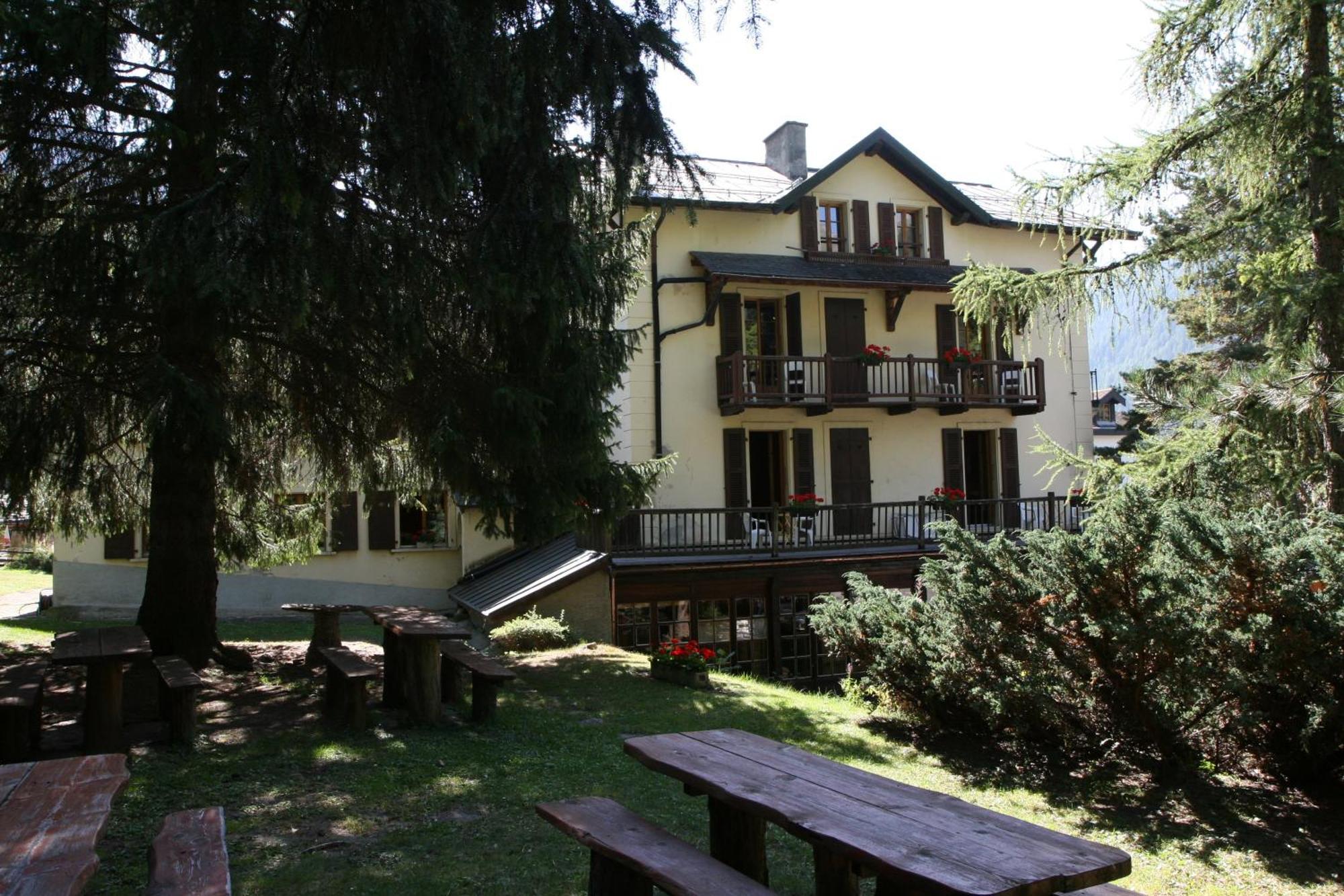 Hotel Hermitage Evolene Bagian luar foto